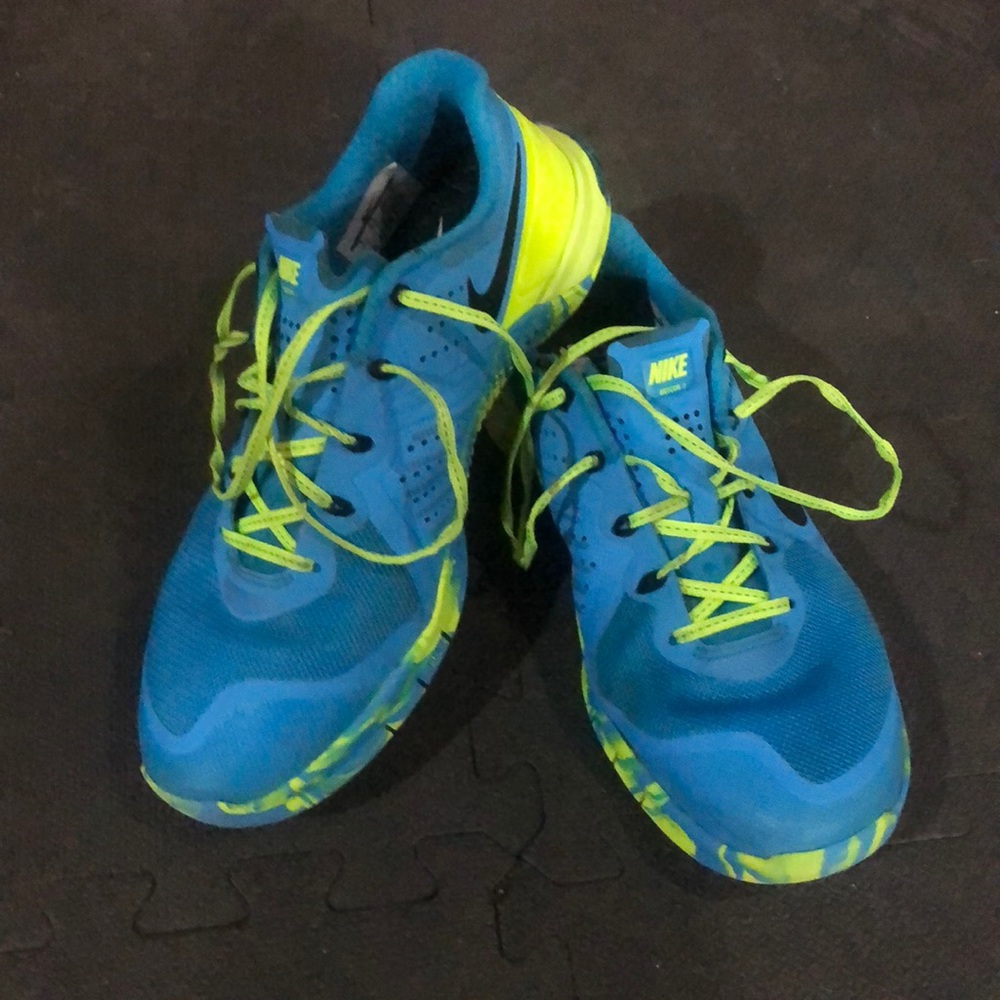 Nike Metcons size 8
